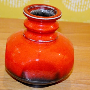 Vintage Ceramic Vase 70s Red/Orange Retro Mid Century Shabby Chic Country Style