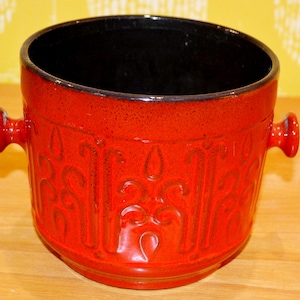 Vintage flower pot red 70s retro design fat lava mid century plant pot space age shabby chic country style