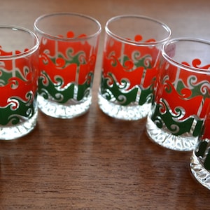 Vintage schnapps glass set 70s