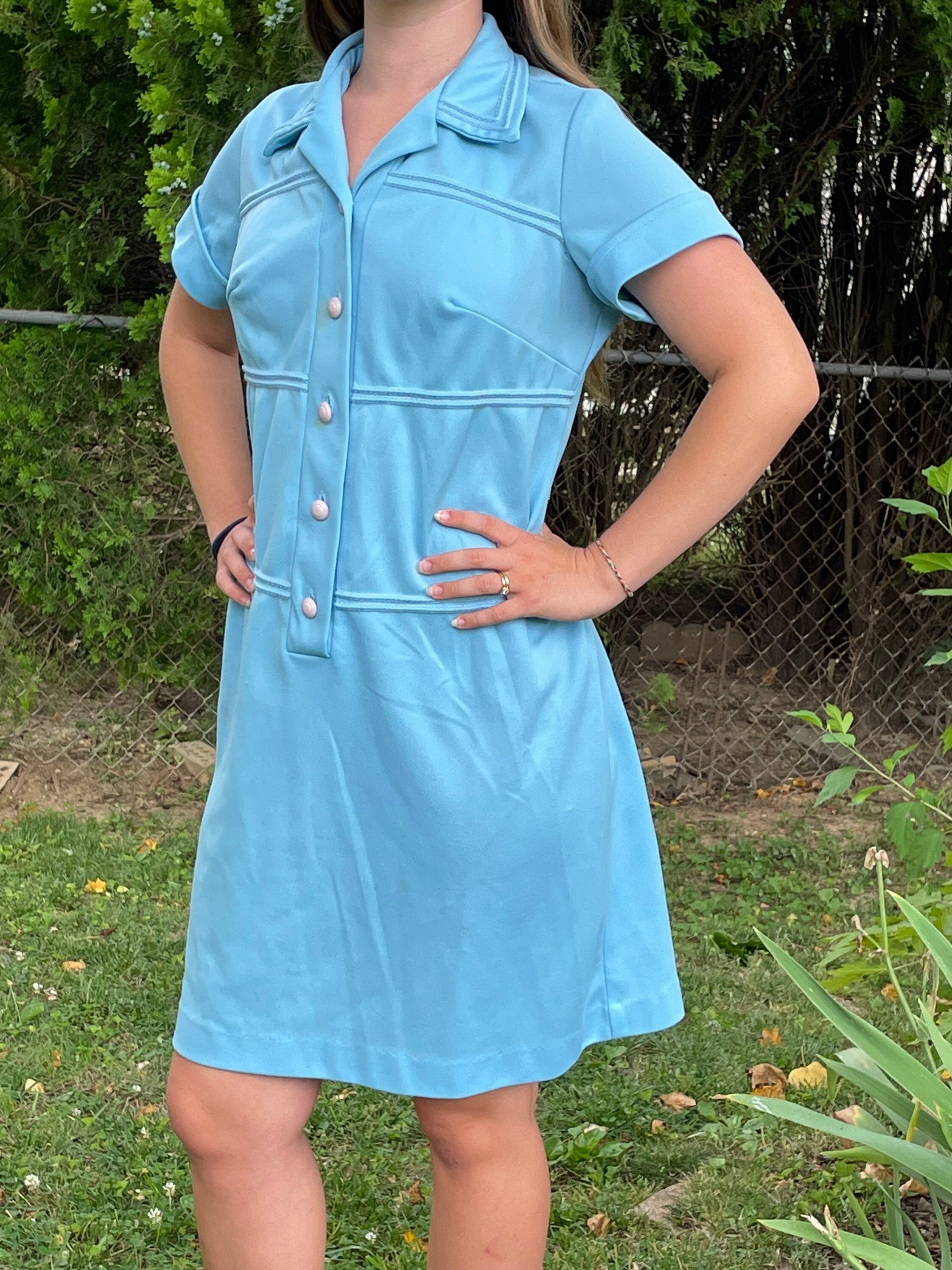 vestido azul retro