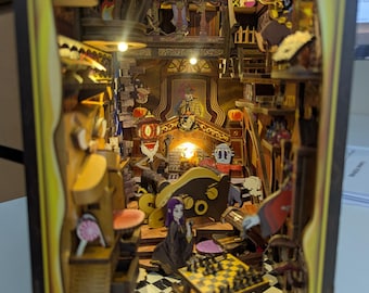 AFGEWERKT PRODUCT Book Nook Shelf Insert Diorama (volledig gemonteerd boekenhoekje voor boekenplank en boekenliefhebbers) - Fantastic Animal Common Room