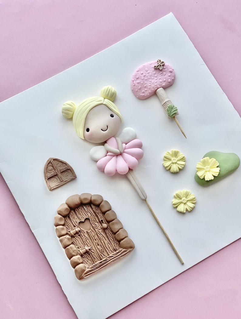 Fairy Flapper set (fondant cake toppers) blonde no butterfly