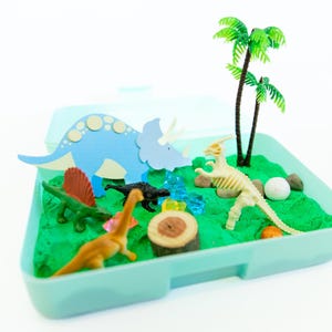 Dinosaur Sensory Bin for Kids | Travel Busy Box with Kinetic Sand | Toddler Activity for ADHD, Autism, Sensory Play | Montessori Toy