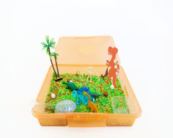 Dinosaur Sensory Bin: Fine Motor Skills Kit