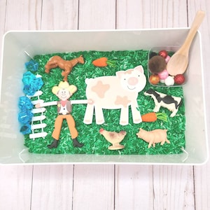 Personalized Sensory Bin, Farm animal sensory kit, farm animal sensory bin, sensory bin, kids gift, pretend play, imaginative play