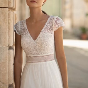 Boho short cup sleeves a line wedding dress , v neckline, modest macrame guipure gown, sommer  garden party gown