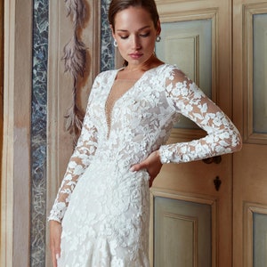 and flare fit Wedding dress