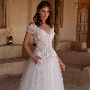 A Line Wedding Dress V Neck 3d Floral Tulle Bridal Gowns - Etsy Ireland