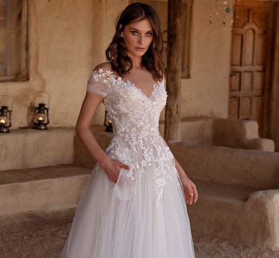 Luxury Short Sleeves Off Shoulder Bridal Gown Sequins Lace Wedding Dresses  MD835 | website
