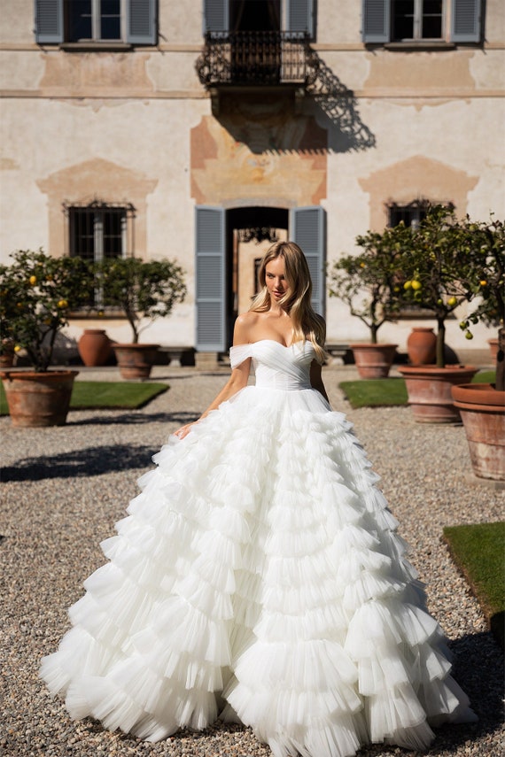 Abito da sposa best sale voluminoso