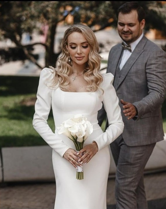 Ivory crepe clearance dress