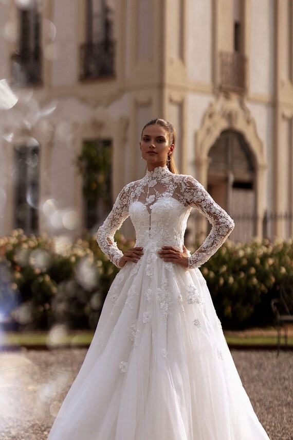 High Neck Wedding Dress,illusion 3d Flower Lace Bodice Gown,v Deep