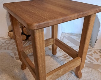 Tabouret en bois de chêne