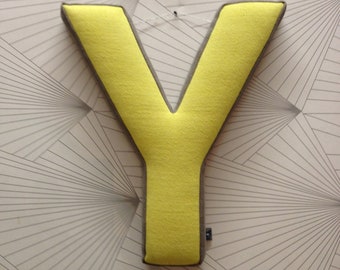 Y Wall letter