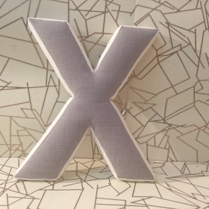 X Wall letter Chinchilla (grau)