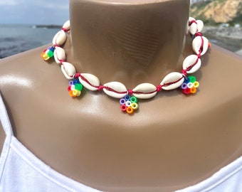 Perler bead necklace, cowrie shell necklace, cowrie shell choker, perler choker, seashell necklace, seashell choker, seashell jewelry