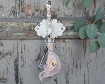 Key fob/Small purse leather bird