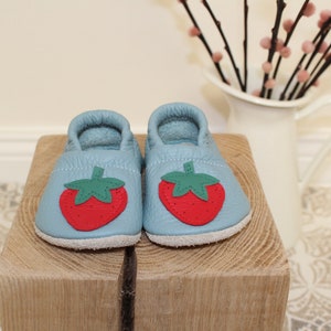 First walkers, leather slippers, baby shoes image 1