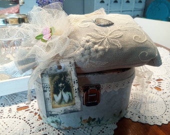 Dekorative pappschachtel und Duftkissen lavendelkissen  brocante shabby chic tolle Dekoration Geschenkidee creme