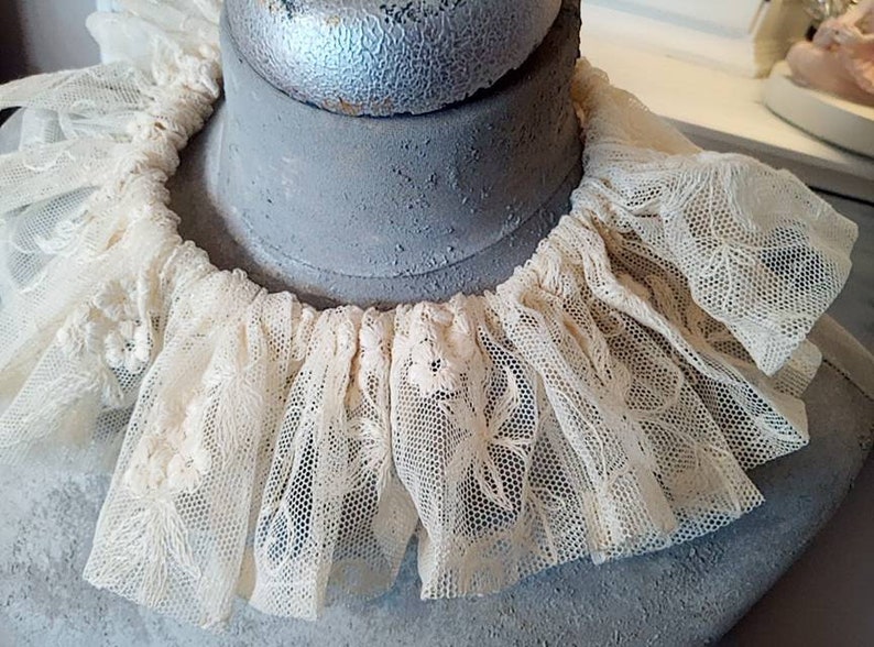 Collar for tailor's dummy Krause doll collar old Florentine lace Florentine tulle brocante nostalgic handmade shabby chic image 1