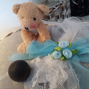 Vintage Retro nähkorb nähkiste mit Teddy shabby chic brocante Einzelstück Bild 5