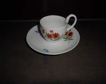 Antike Kaffeetasse Meissen mit Blumendekor und Schwanenhals Henkel 2 . Wahl