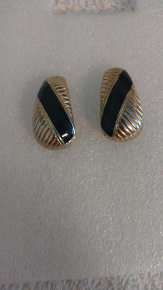 Trifari 1980s-era stud earrings