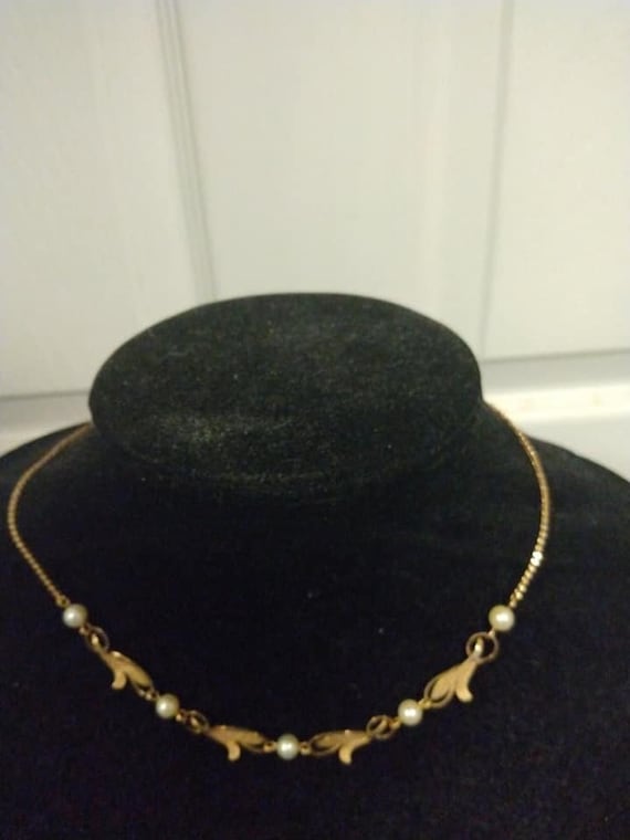 Van Dell 1/20 KT gold-filled genuine pearl necklac