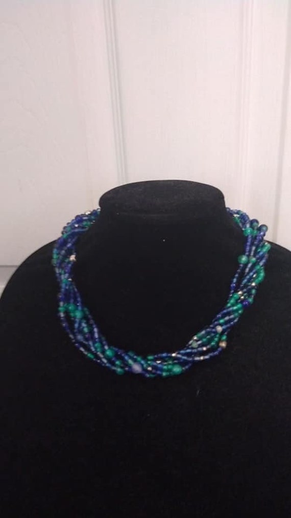 Twisted blue and green glass bead necklace - image 4