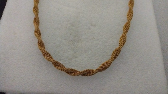 Sarah Coventry 1976 "Golden Braid" mesh necklace - image 2