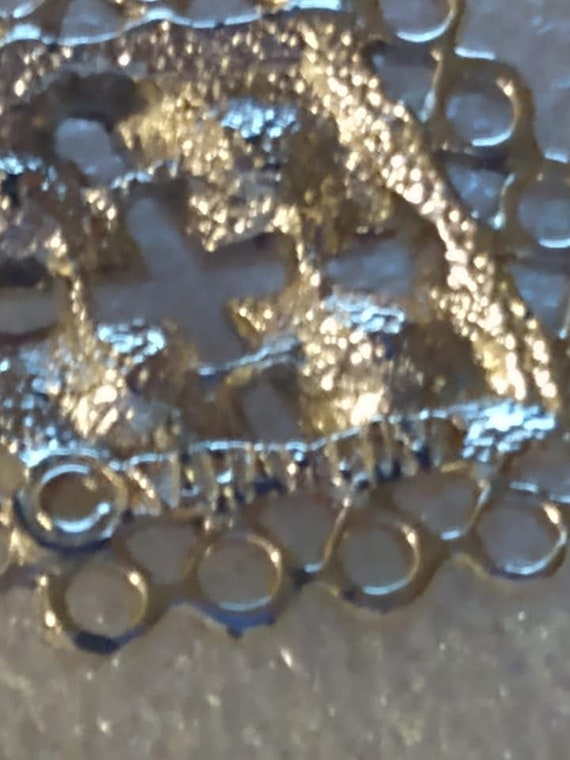 Sarah Coventry 1972 "Candlelight" diamondshaped pend… Gem