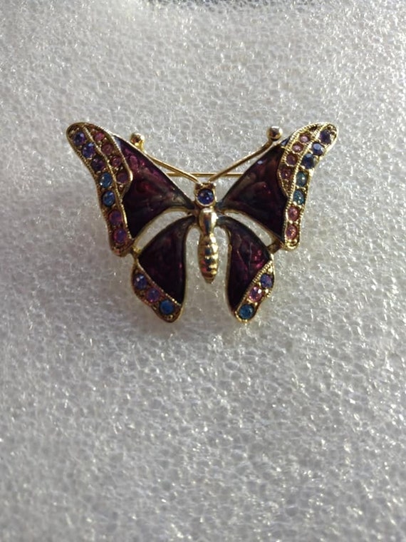 Liz Claiborne 1980s-era purple enamel butterfly br