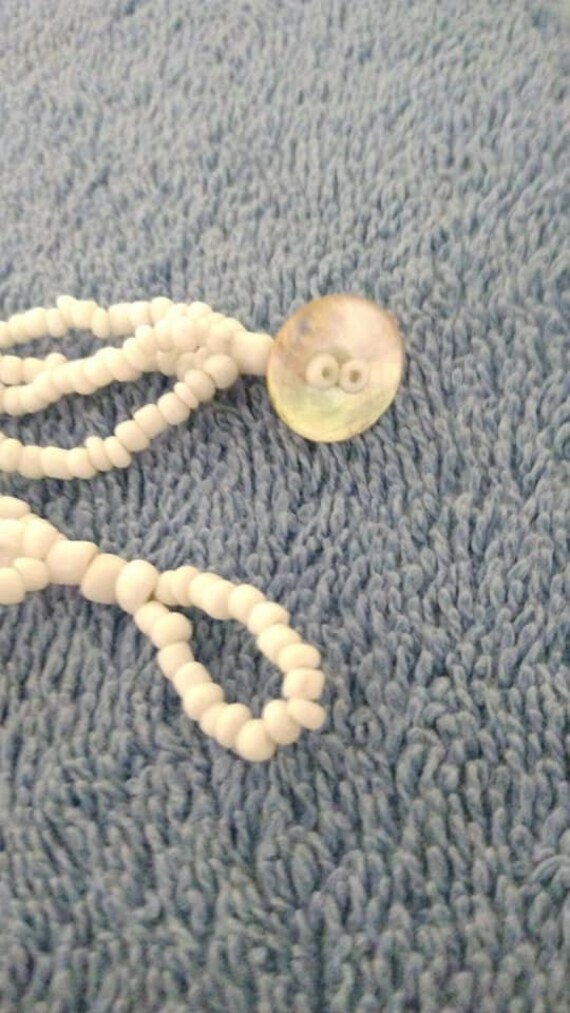Genuine mother-of-pearl seashell necklace and bra… - image 4
