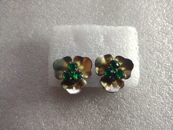 Rare Barclay shamrock-shaped clip-on earrings - image 1