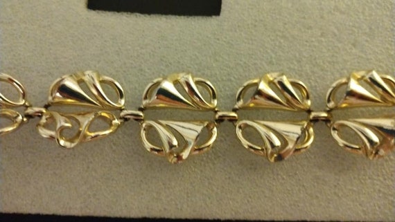 Coro gold-tone bracelet - image 6