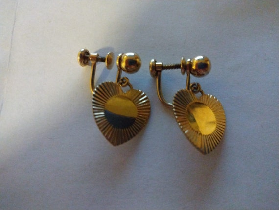 Van Dell 12k  gold-filled screwback heart earrings - image 2