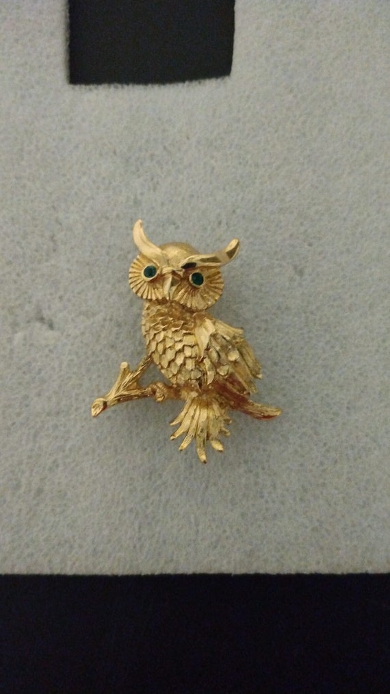 Monet 1980s-era gold-tone owl brooch