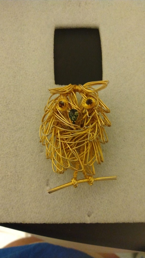 Gold-tone wire owl brooch