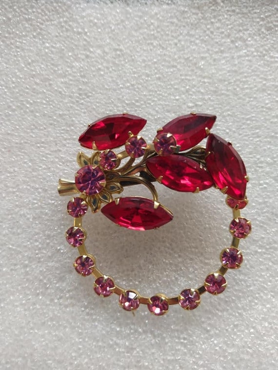 Judy Lee red and pink rhinestone brooch