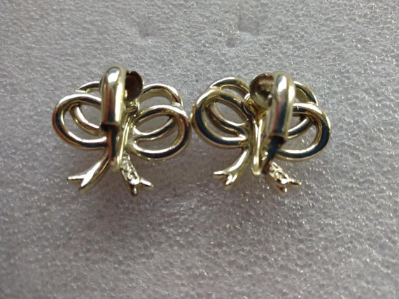 Sarah Coventry 1957 "Beau Catcher" bow gold tone … - image 2