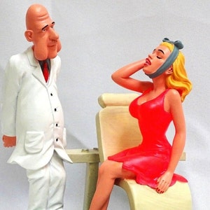 Dentist Gifts Art Figurine Statue Patient Female Toothache Office Decoration 