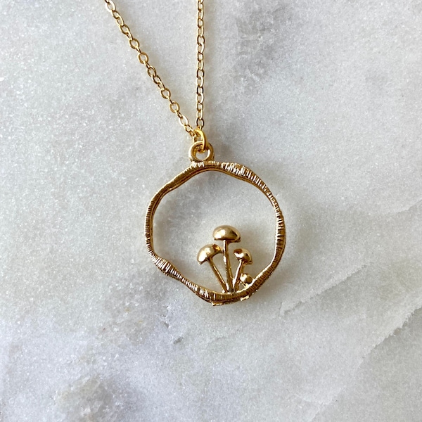 Mushroom Necklace Pendant, Cottage core, Unique Necklace, Layering Necklace, 16K Gold Plated Chain, Necklace for her, Gift for Her