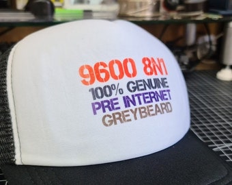 9600 8N1 Pre Internet Greybeard Trucker Hat - Elder Geek Hacker Hat