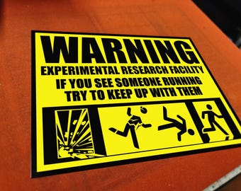 Enseigne en métal amusante « Experimental Research Area » - Garage, labo, atelier