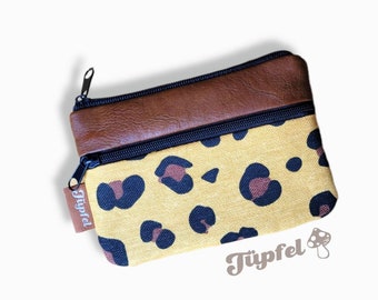 Mini purse with 2 zipped compartments