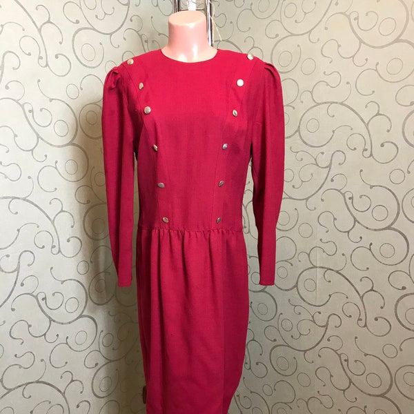 Red vintage dress Long sleeves, drop waist, double decorative button up Knee length Medium size
