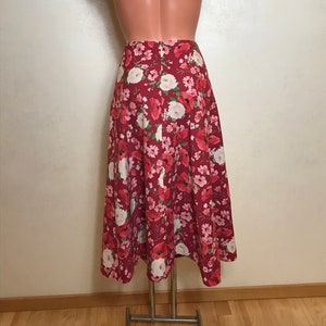 Falda vintage burdeos con rosas estampado A-line falda tamaño medio Laura Ashley falda de algodón Midi longitud