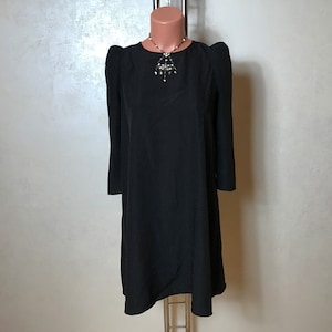 Black vintage 90s dress, shift dress, mini length, 3\4 sleeves, A-line dress, medium size, formal event minimalist dress