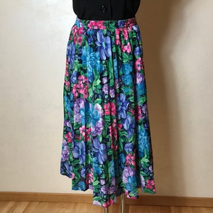 Vintage 80s skirt, floral print, pleated summer skirt, below-the-knee length, elastic waist, large size