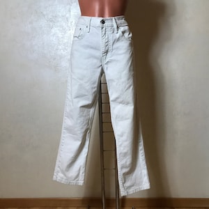 Levi&#39;s vintage 90s jeans, white cotton denim, women&#39;s pants, mid rise, waist 34, left leg is longer than right, casual jeans